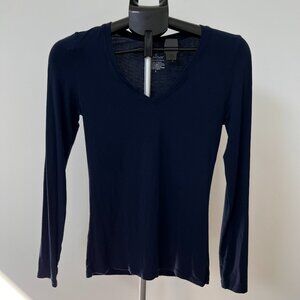 Cuddl Duds Women’s V-Neck Long Sleeve Layering Top Shirt Tshirt Navy Small EUC